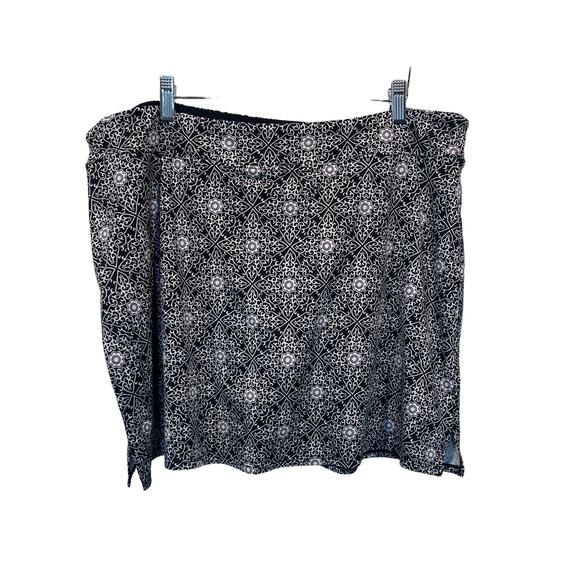 Tranquility by Colorado Wmns XXL Stretch Skort Skirt Black Floral Golf Tennis - Picture 1 of 12